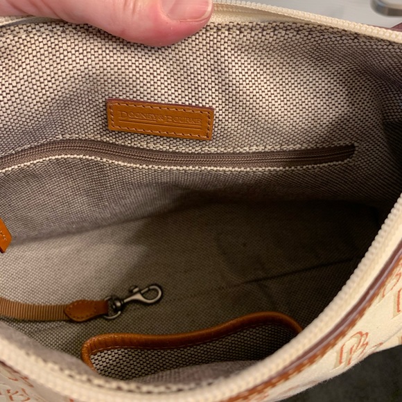 Dooney & Bourke handbag - Picture 5 of 7